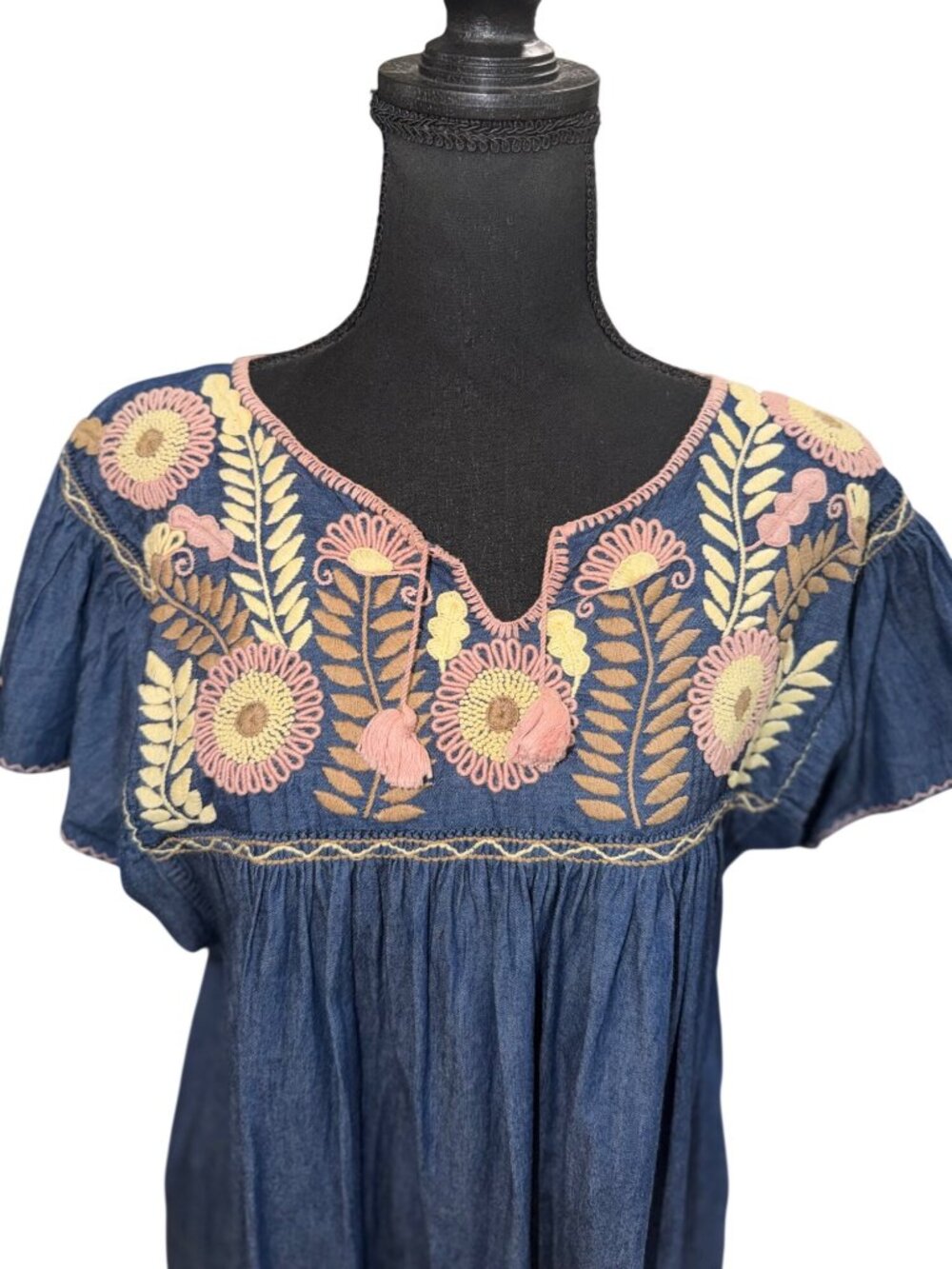 Denim Tunic Top Boho Santa Fe Western Floral Embroidery Flutter Sleeves Womens M - Picture 3 of 8